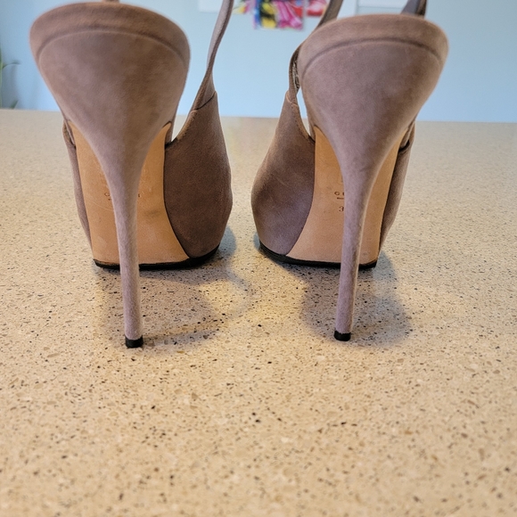 Shoes - Picture 3 of 5